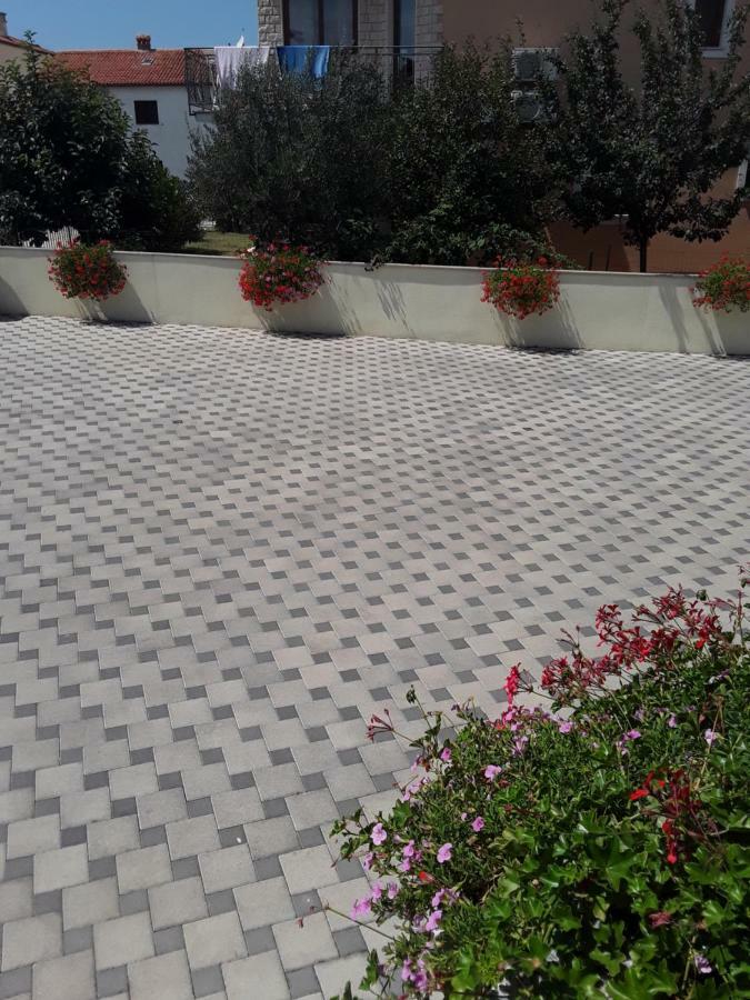 Apartments Barbic Umag Exterior photo